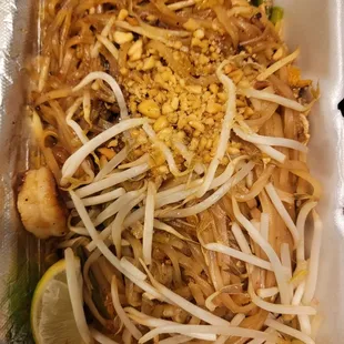 Pad thai