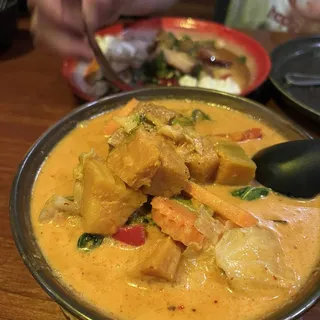 Pumpkin Curry (V)