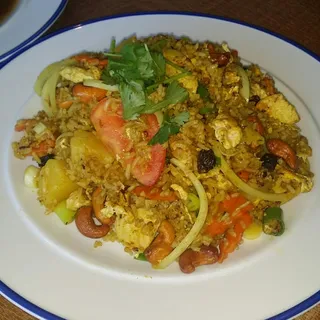 Pineapple Fried Rice W/ Prawn (V)