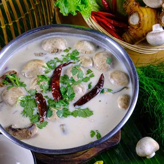 Tom Kha Chicken Hot Pot(V)