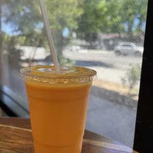 Mango lassi