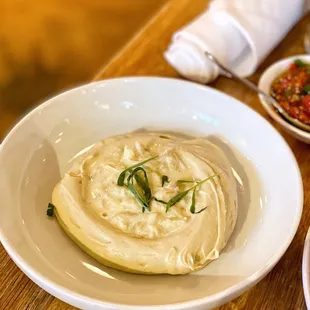 louisiana blue crab hummus