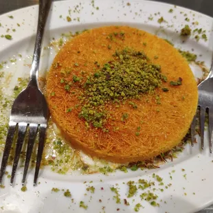 Knafeh