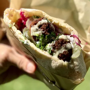 Falafel pita
