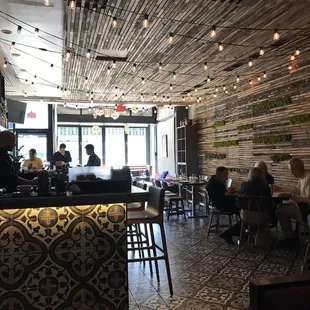 ramen and noodles, interior