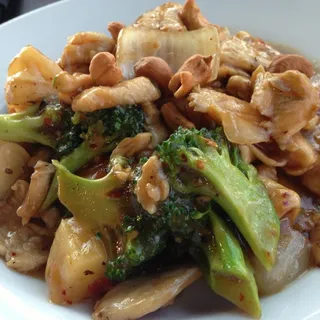 Cashew Chicken