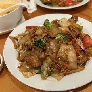 T5. Pad Kee Mao