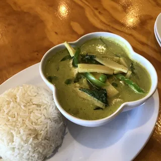 T10. Green Curry