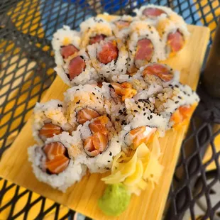 Spicy Salmon Spicy Tuna Rolls