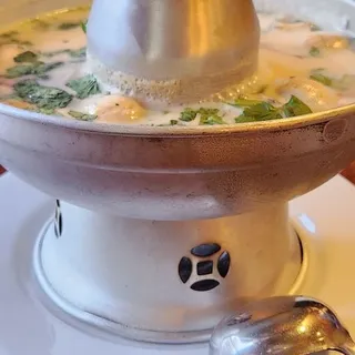 Tom Kha