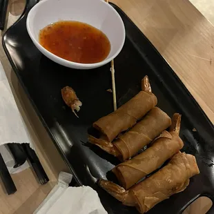 Fried Egg Rolls (2pcs)