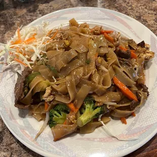 Beef pad see ew with extra sauce