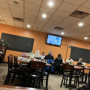 Plenty of seating for groups.