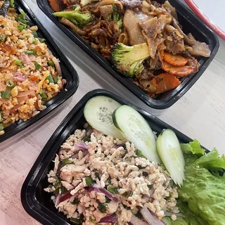 9. Lao Chicken Salad (Laab Gai)