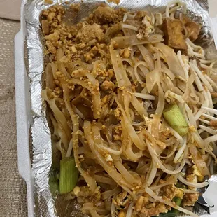 noodle soup, ramen, noodle dish, noodles, ramen and noodles, food