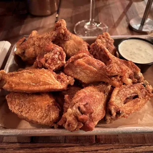 Lemon pepper wings w/ranch