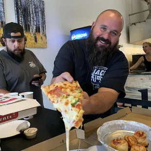 Amazing food and staff! Super cute place to hang out with the family while sharing an amazing meal! All homemade sauces and dough with amazi