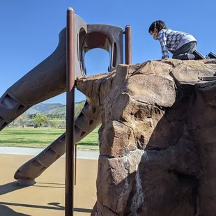 Cool fake stone + slide fusion