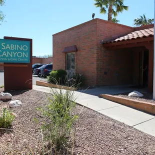 We take pride in keeping Sabino Canyon Rehabilitation &amp; Care Center sparkling clean