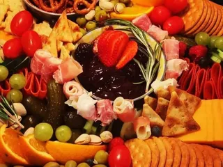 Debanea's BBQ And Soulfood