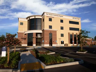 Adventist Health AIS Cancer Center