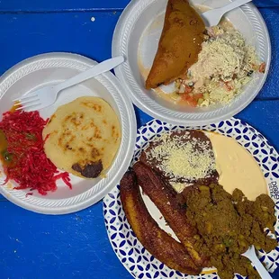 Pastelito, Pupusa, Platano con Carne (Top to Bottom)