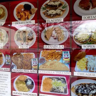 Pictures of the food.  I like picture menus!