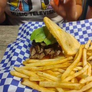 Screaming Special Arepa