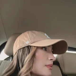Amanda G.
