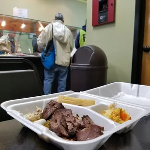 Okay tell me what&apos;s in the blue bag or the picanha gets it