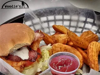 Woodie's Main Street Cafe