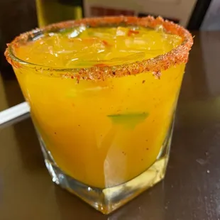 Mango jalapeño margarita