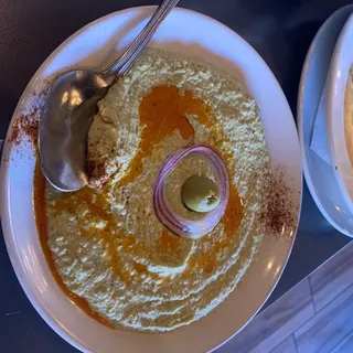 Roasted Poblano Cilantro Hummus