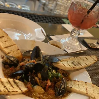 Mejillones y Chorizo