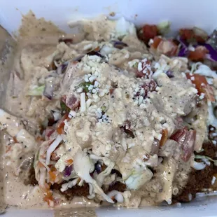 Salvadoran Fries with ground beef | IG @Kurlykonnoisseur