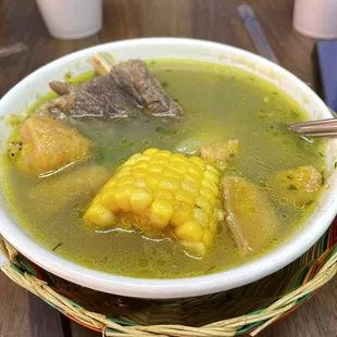 Sancocho de  res.