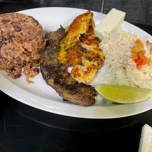Combo plate with shrinp, steak and chicken