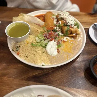 Grande Combination   3 Items