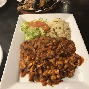 Seafood fajitas; octopus Diabla (slightly spicy red sauce)