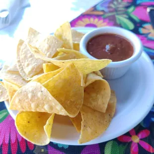 Chips &amp; salsa