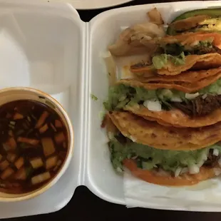 Birria tacos w/consommé