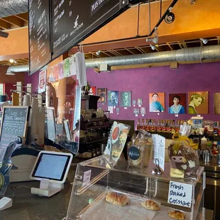 Sabor y Cultura vibrant and spacious dine in coffee bar.