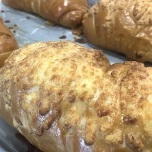 Big cheese bread