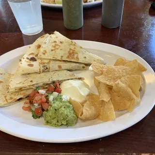 Sabores Quesadilla