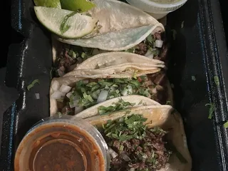 Tacos Y Tortas La Reyna Azteca