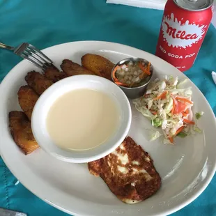 Aperitivo Nicaraguense. (Nicaraguan Appetizer) yummy!