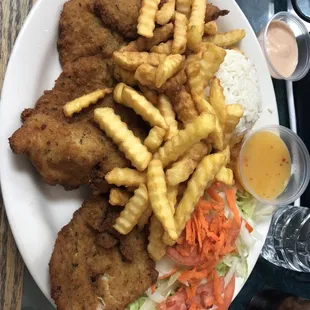 Pollo empanizado