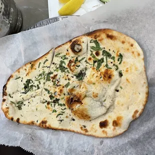 Garlic naan