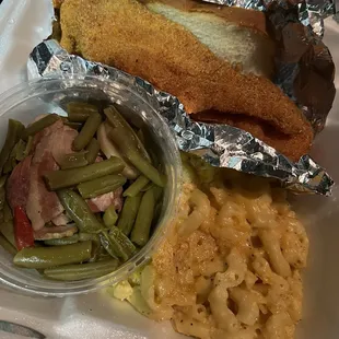 Fried catfish, Mac n cheese, and green beans.