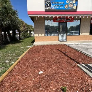 the front of a restaurant